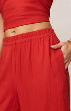 Load image into Gallery viewer, Z SUPPLY SCOUT LINEN PANT - CHILI PEPPER
