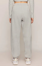 Load image into Gallery viewer, Z SUPPLY UPTOWN CLASSIC FLEECE JOGGER - SILVERLAKE

