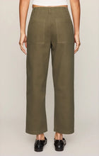 Load image into Gallery viewer, Z SUPPLY COLMAN BOWED UTILITY PANT - GOLDEN OLIVE
