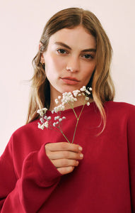 Z SUPPLY CLASSIC BOYFRIEND FLEECE SWEATSHIRT - HAUTE RED