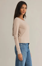 Load image into Gallery viewer, Z SUPPLY INFINITY FITTED LONG SLEEVE TEE - PARCHMENT
