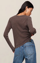 Load image into Gallery viewer, Z SUPPLY ARLET MINI THERMAL TOP - DARK CHOCOLATE
