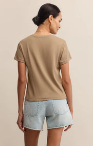 Z SUPPLY TOURIST KNIT JERSEY TEE - DESERT TAN