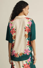 Load image into Gallery viewer, Z SUPPLY LANI FLORAL BUTTON UP - MULTI
