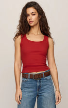 Load image into Gallery viewer, Z SUPPLY LARKIN WHIPSTITCH TANK - CHILI PEPPER
