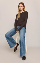 Load image into Gallery viewer, Z SUPPLY JUNIE LONG SLEEVE TEE - COCOA BEAN
