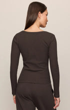 Load image into Gallery viewer, Z SUPPLY GREYSON SCOOP LONG SLEEVE TEE - COCOA BEAN
