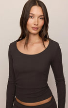 Load image into Gallery viewer, Z SUPPLY GREYSON SCOOP LONG SLEEVE TEE - COCOA BEAN
