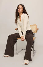 Load image into Gallery viewer, Z SUPPLY BREAKAWAY TRACK PANT - DARK CHOCOLATE
