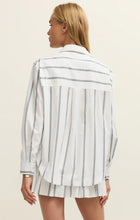 Load image into Gallery viewer, Z SUPPLY ROLLING HILLS SHIRT - WHITE
