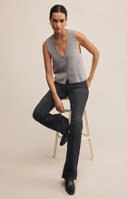 Load image into Gallery viewer, Z SUPPLY BRYCE SWEATER VEST - MEDIUM HEATHER GREY
