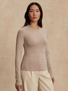 VARLEY EDNA LONG SLEEVE FITTED TEE - TAUPE MARL