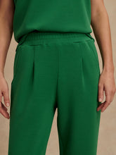 Load image into Gallery viewer, VARLEY THE ROLLED CUFF PANT 25&quot; - VERDANT GREEN

