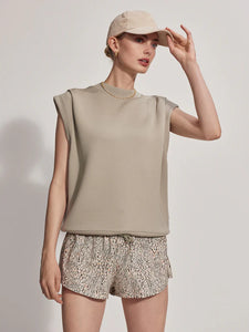 VARLEY OTIS SLEEVELESS SWEAT - ABBEY STONE