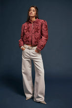 Load image into Gallery viewer, FREE PEOPLE QUINN QUILTED JACKET - MARSALA
