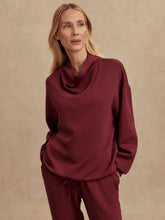 Load image into Gallery viewer, VARLEY BETSY SWEAT - NEW MAROON
